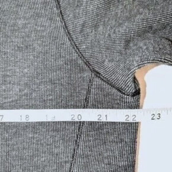 Tommy Bahama Men's | Cotton Quarter Zip Pullover Sweatshirt Black Gray | Medium - Picture 11 of 12